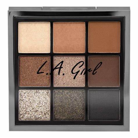 la girl eyeshadow palette